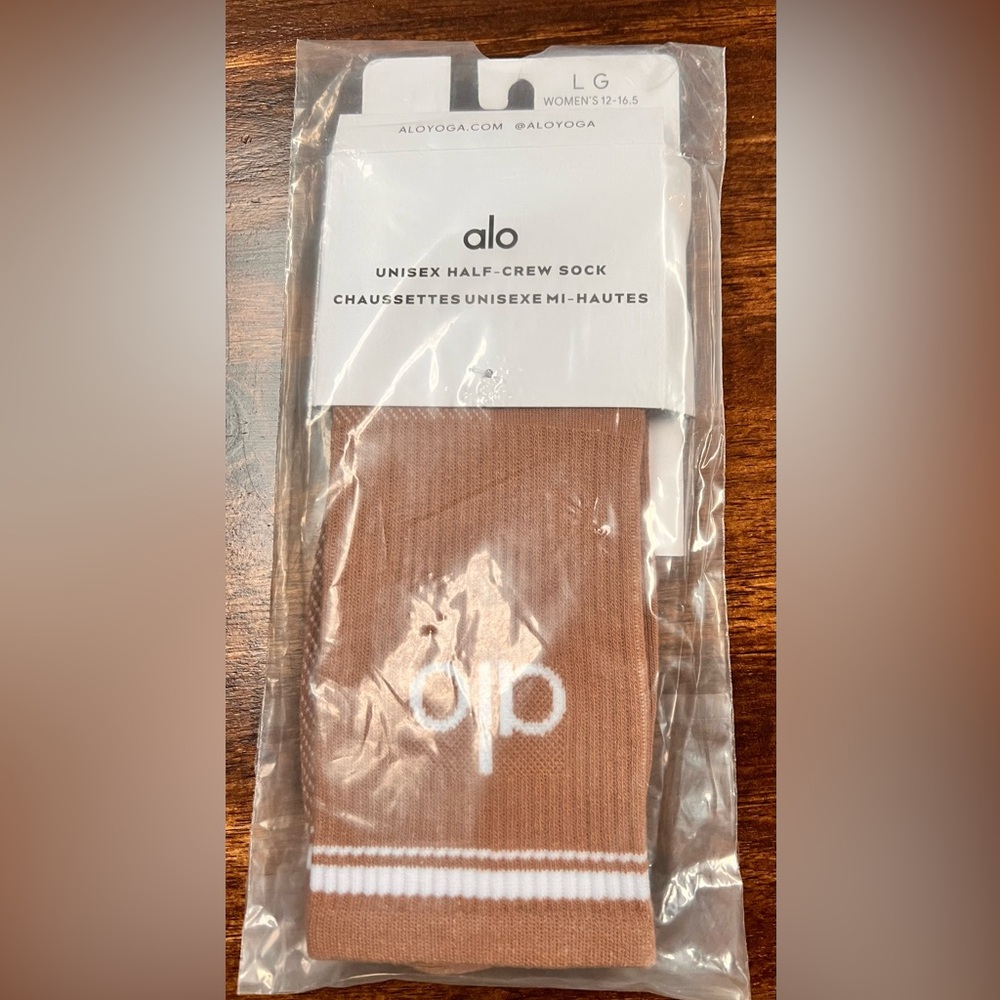 ALO Yoga Unisex Half-Crew Sock - Brown